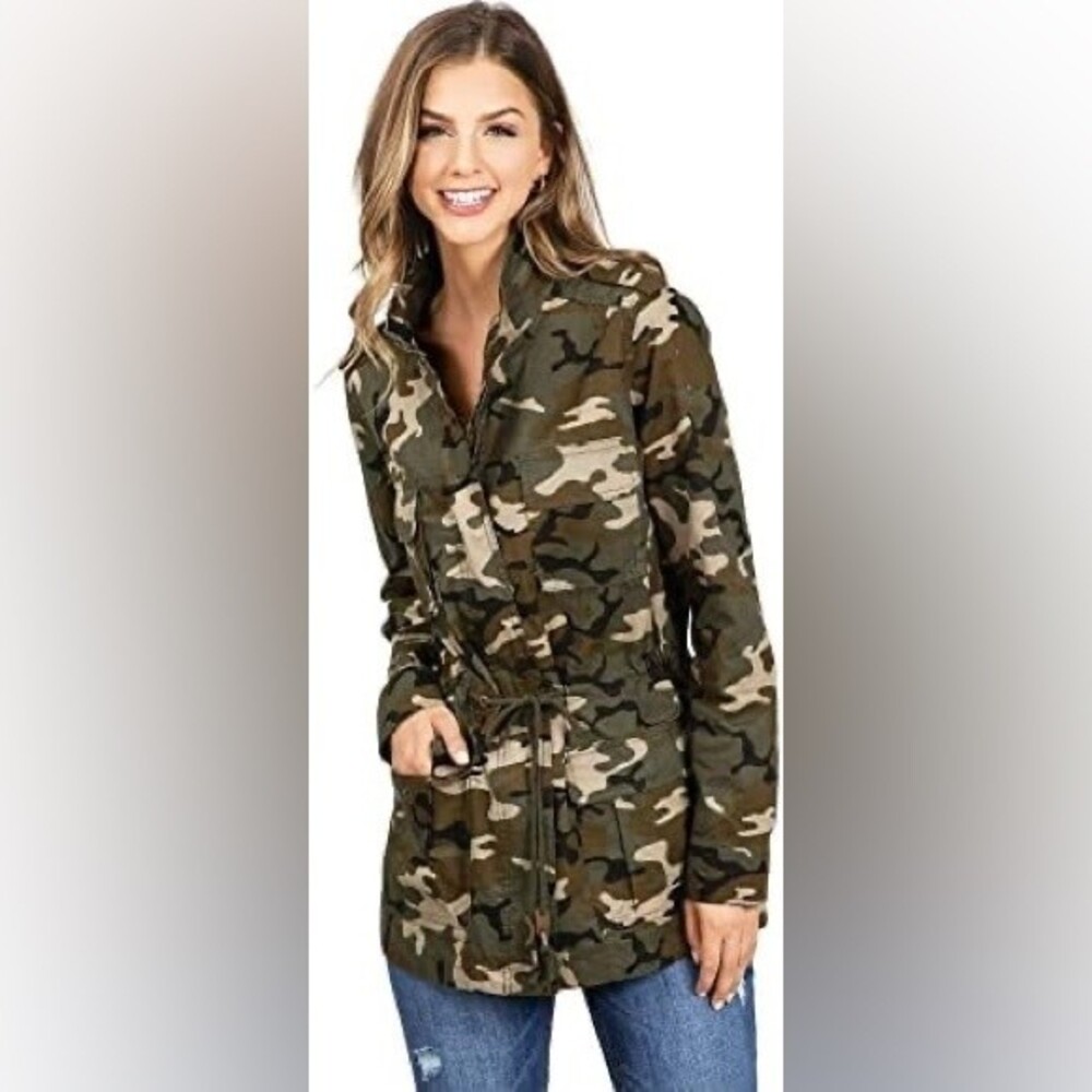 Love Tree Women's Camo Green Lightweight Full Zip Hooded Jacket Sz M Cotton